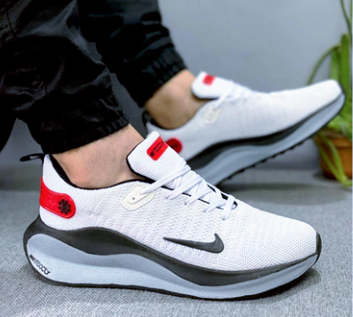 NIKE REACT INFINITY RUN 4